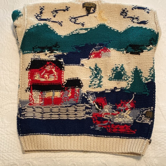 Vintage Eddie Bauer Christmas/Winter Scene Sweater - Picture 7 of 10